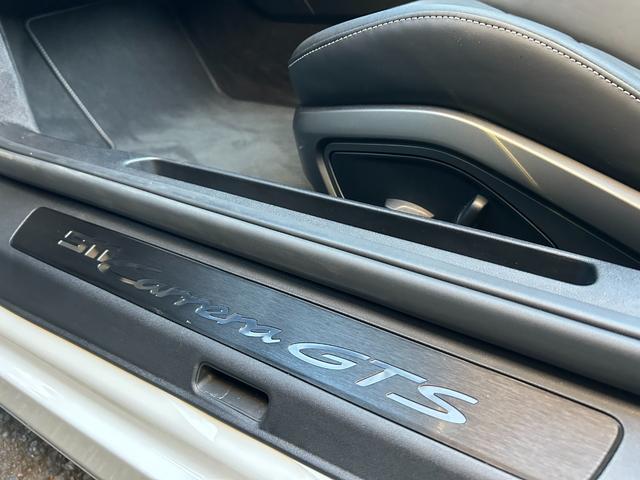 ９１１ ９１１カレラＧＴＳ　カブリオレ　ＰＤＫ　ＧＴＳインテリアＰＫＧ　スポクロ　スポエグ　ワンオーナー車（47枚目）