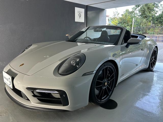 ９１１ ９１１カレラＧＴＳ　カブリオレ　ＰＤＫ　ＧＴＳインテリアＰＫＧ　スポクロ　スポエグ　ワンオーナー車（52枚目）