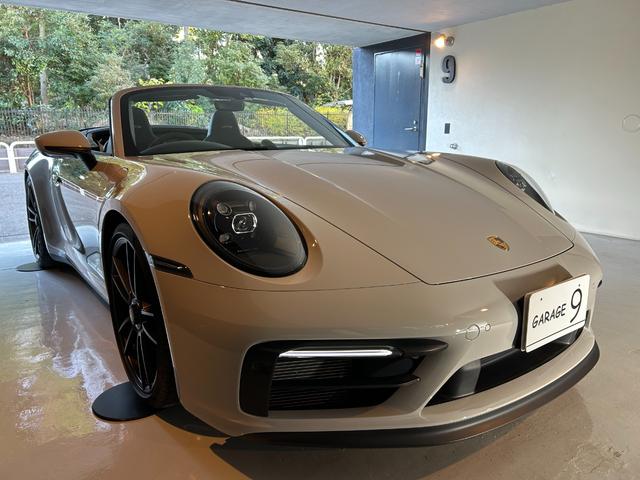 ９１１ ９１１カレラＧＴＳ　カブリオレ　ＰＤＫ　ＧＴＳインテリアＰＫＧ　スポクロ　スポエグ　ワンオーナー車（55枚目）