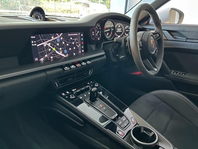 ９１１ ９１１カレラＧＴＳ　カブリオレ　ＰＤＫ　ＧＴＳインテリアＰＫＧ　スポクロ　スポエグ　ワンオーナー車（69枚目）