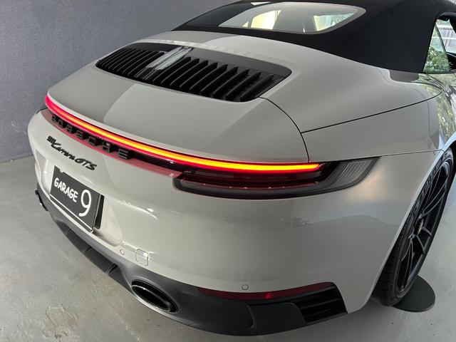 ９１１ ９１１カレラＧＴＳ　カブリオレ　ＰＤＫ　ＧＴＳインテリアＰＫＧ　スポクロ　スポエグ　ワンオーナー車（72枚目）
