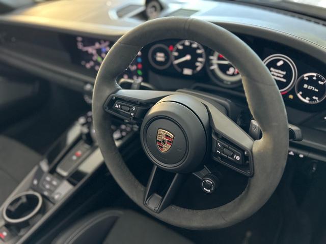 ９１１ ９１１カレラＧＴＳ　カブリオレ　ＰＤＫ　ＧＴＳインテリアＰＫＧ　スポクロ　スポエグ　ワンオーナー車（75枚目）