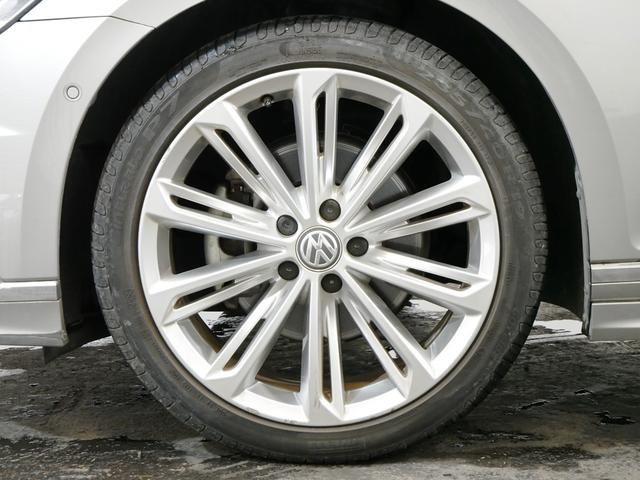 2.0TSI Rライン テクノロジーP 全方位アドバンスドセーフティ 1オナ 2年保証 専用エアロ19AWヒーター黒革・デジタルメーター・追従クルコン・電動R・スマートキー・地デジNAVI バックカメラ(8枚目)