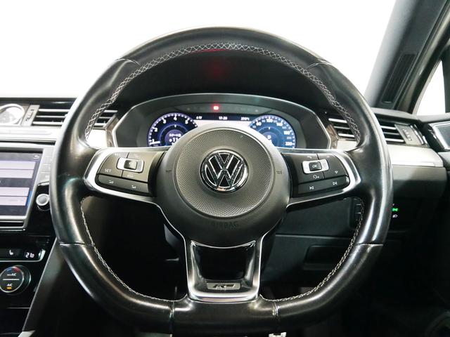 2.0TSI Rライン テクノロジーP 全方位アドバンスドセーフティ 1オナ 2年保証 専用エアロ19AWヒーター黒革・デジタルメーター・追従クルコン・電動R・スマートキー・地デジNAVI バックカメラ(16枚目)
