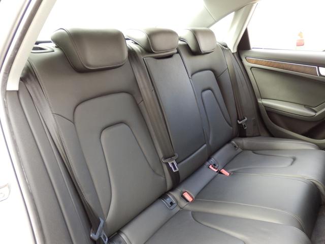 2.0TFSI SEパッケージ 後期型 2014yモデル 黒本革シート シートヒーター パワーシート 純正HDDナビ フルセグTV バックカメラ BTオーディオ バイキセノンライト アドバンストキー 禁煙車(6枚目)