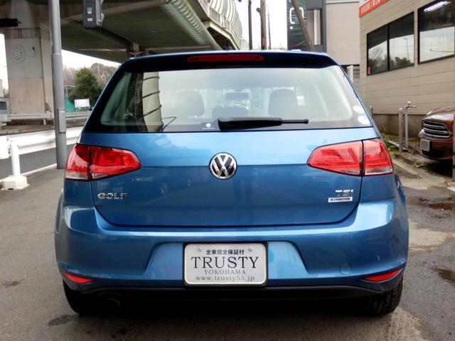 TSIコンフォートラインブルーモーションテクノロジー ディーラー下取車 アダプティブクルーズコントロール プリクラッシュセーフティ 純正ナビ フルセグTV ETC バックカメラ スマートキー バイキセノンヘッドライト 禁煙車(10枚目)