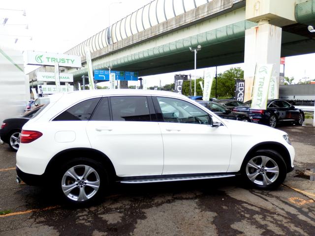 ＧＬＣ２２０ｄ　４マチック　１オーナー車　純正１８インチＡＷ　ランニングボード　ＨＤＤナビ　フルセグＴＶ　ＤＶＤ　ＭＳＶ　３６０°カメラ　ＰＴＳ　ＥＴＣ　ＬＥＤヘッドライト　パワーシート　レーダーセーフティＰＫＧ　パドルシフト(15枚目)