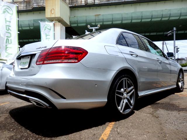 Ｅクラス Ｅ２２０ブルーテック　アバンギャルド　ＡＭＧスポーツＰＫＧ　ＡＭＧ１８ＡＷ　ＡＭＧフルエアロ　ハーフレザーシート　ＨＤＤナビ　フルセグＴＶ　ＣＤ　ＤＶＤ　ＢＴオーディオ　Ｂカメラ　ＰＴＳ　ＥＴＣ　ＬＥＤヘッドライト　パドルシフト（21枚目）