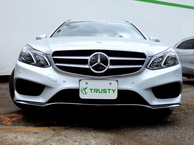 Ｅクラスステーションワゴン Ｅ２５０　ステーションワゴン　アバンギャルド　ＡＭＧスポーツＰＫＧ　ＡＭＧ１８ＡＷ　ＡＭＧフルエアロ　ブラックレザー　ＨＤＤナビ　フルセグＴＶ　ＣＤ　ＤＶＤ　ＢＴオーディオ　３６０°カメラ　ＰＴＳ　ＥＴＣ　ＬＥＤヘッドライト　パドルシフト（17枚目）