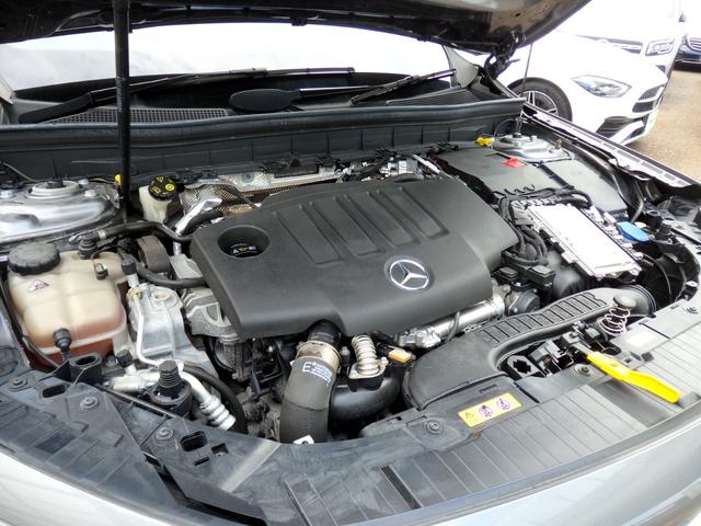 ＧＬＢ ＧＬＢ２００ｄ　１オーナー車　純正ＯＰフリップダウンモニター＆ＤＶＤプレーヤー　前後ドラレコ　純正１８ＡＷ　ハーフレザーシート　ＨＤＤナビ　フルセグＴＶ　ＰＴＳ　３６０°カメラ　ＬＥＤヘッドライト　ＢＴオーディオ（36枚目）