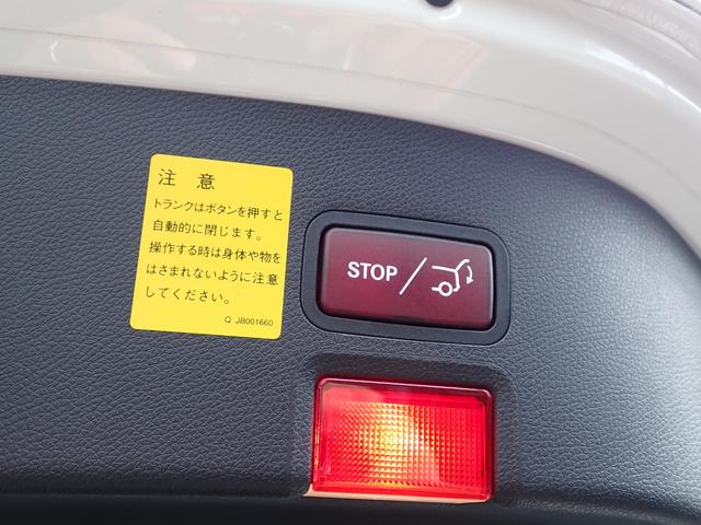 ＣＬＡクラス シューティングブレーク ＣＬＡ１８０　シューティングブレーク　１オーナー　ディーラー下取車　後期型　純正１７ＡＷ　ハーフレザーシート　ＨＤＤナビ　フルセグＴＶ　ＣＤ　ＤＶＤ　ＢＴオーディオ　Ｂカメラ　ＰＴＳ　ＥＴＣ　ＬＥＤヘッドライト　レーダーセーフティＰＫＧ（18枚目）
