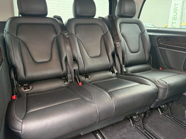 Ｖクラス Ｖ２２０ｄ　アバンギャルド　ロング　純正１９インチＡＷ　ブラックレザーインテリア　ＨＤＤナビ　カロッツェリアフリップダウンモニター　ＬＥＤヘッドライト　レーダーセーフティＰＫＧ　左右Ｐスライド　Ｐバックドア　ブルメスターサウンド（20枚目）