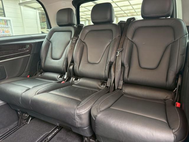 Ｖクラス Ｖ２２０ｄ　アバンギャルド　ロング　純正１９インチＡＷ　ブラックレザーインテリア　ＨＤＤナビ　カロッツェリアフリップダウンモニター　ＬＥＤヘッドライト　レーダーセーフティＰＫＧ　左右Ｐスライド　Ｐバックドア　ブルメスターサウンド（23枚目）