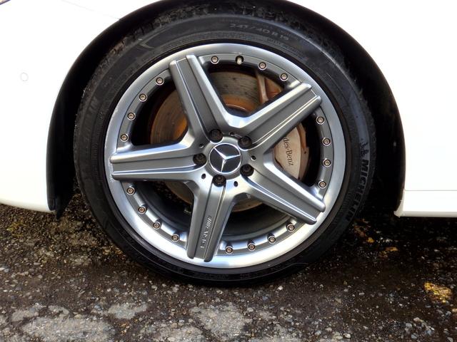 本社敷地内にはリフト４機完備の自社認証工場（分解整備業２−６０３０）と板金工場が併設されております！ＤＡＳ診断機含めアナライザー診断機も４機保有しております！認証工場での責任ある作業をお約束致します！