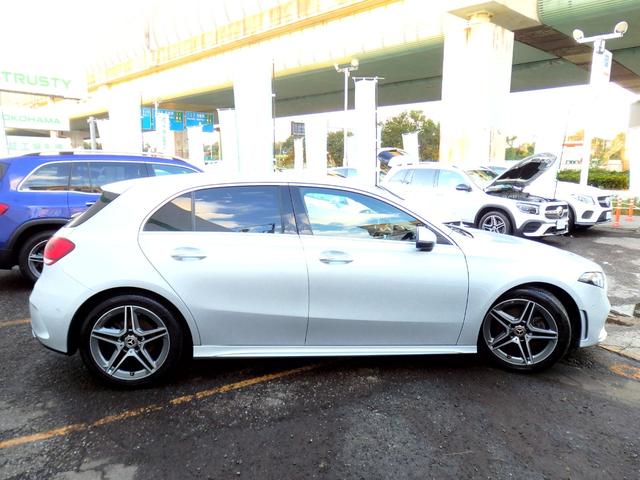 Ａクラス Ａ１８０　スタイル　ＡＭＧライン　１オーナー車　レーダーセーフティＰＫＧ　ナビＰＫＧ　ＡＭＧ１８インチＡＷ　ＡＭＧフルエアロ　ハーフレザーインテリア　ＨＤＤナビ　フルセグＴＶ　Ｂカメラ　ＬＥＤヘッドライト　パドルシフト（20枚目）
