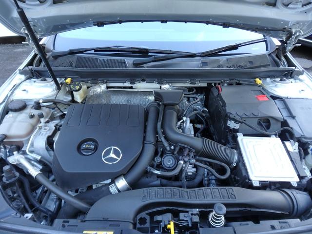 Ａクラス Ａ１８０　スタイル　ＡＭＧライン　１オーナー車　レーダーセーフティＰＫＧ　ナビＰＫＧ　ＡＭＧ１８インチＡＷ　ＡＭＧフルエアロ　ハーフレザーインテリア　ＨＤＤナビ　フルセグＴＶ　Ｂカメラ　ＬＥＤヘッドライト　パドルシフト（32枚目）