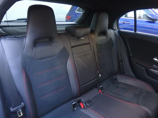 Ａクラス Ａ１８０　スタイル　ＡＭＧライン　１オーナー車　レーダーセーフティＰＫＧ　ナビＰＫＧ　ＡＭＧ１８インチＡＷ　ＡＭＧフルエアロ　ハーフレザーインテリア　ＨＤＤナビ　フルセグＴＶ　Ｂカメラ　ＬＥＤヘッドライト　パドルシフト（37枚目）