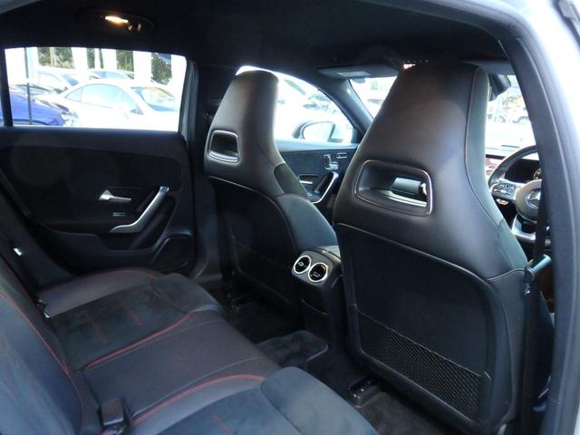 Ａクラス Ａ１８０　スタイル　ＡＭＧライン　１オーナー車　レーダーセーフティＰＫＧ　ナビＰＫＧ　ＡＭＧ１８インチＡＷ　ＡＭＧフルエアロ　ハーフレザーインテリア　ＨＤＤナビ　フルセグＴＶ　Ｂカメラ　ＬＥＤヘッドライト　パドルシフト（38枚目）