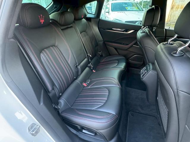 MASERATI LEVANTE BASE GRADE