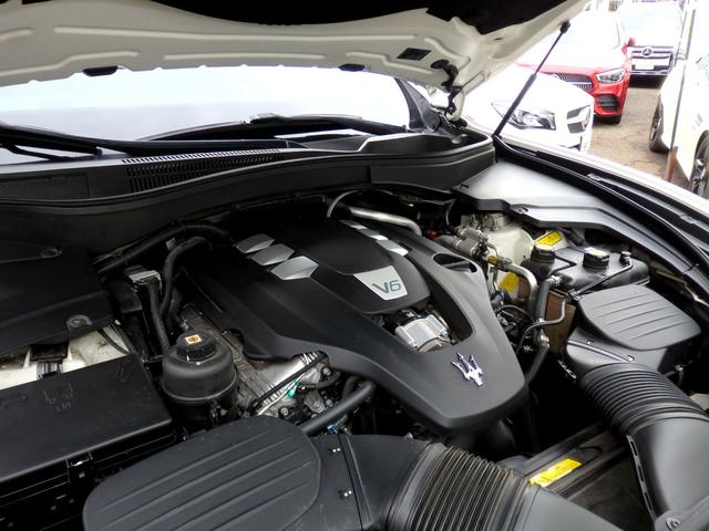 レヴァンテ ベースグレード 左ハンドル 純正21インチAW レッドキャリパー ブラックレザーインテリア 純正ナビ フルセグTV Bカメラ パークセンサー ETC LEDヘッドライト シートヒーター メモリーパワーシート(33枚目)