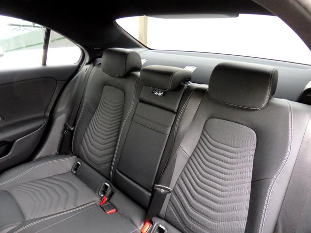 Ａクラスセダン Ａ１８０　スタイルセダン　純正１７インチＡＷ　ハーフレザーシート　ＨＤＤナビ　フルセグＴＶ　ＭＳＶ　Ｂカメラ　ＰＴＳ　ＥＴＣ　ＬＥＤヘッドライト　シートヒーター　メモリーパワーシート　レーダーセーフティＰＫＧ（20枚目）