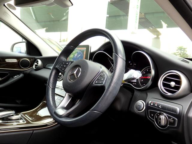 Ｃクラスステーションワゴン 　ディーラー下取車　純正１７インチＡＷ　ハーフレザーシート　ＨＤＤナビ　フルセグＴＶ　ＭＳＶ　Ｂカメラ　ＰＴＳ　ＥＴＣ　ＬＥＤヘッドライト　メモリーパワーシート　レーダーセーフティＰＫＧ（17枚目）