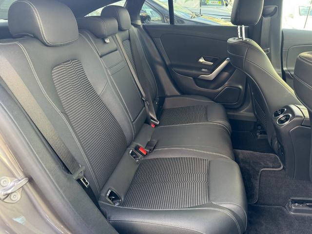 神奈川県横浜市にある高品質輸入車専門店！東名高速「横浜町田ＩＣ」から３分とアクセス良好！最寄り駅の送迎も行います！無料通話→００７８−６０４０−９９３３　お気軽にお電話ください。