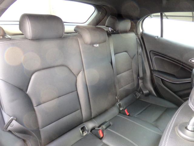 GLAクラス GLA220 4マチック 後期モデル 純正18AW ブラックレザー HDDナビ フルセグTV Bカメラ PTS LEDヘッドライト シートヒーター メモリーパワーシート レーダーセーフティPKG パワーバックドア 記録簿8枚(19枚目)