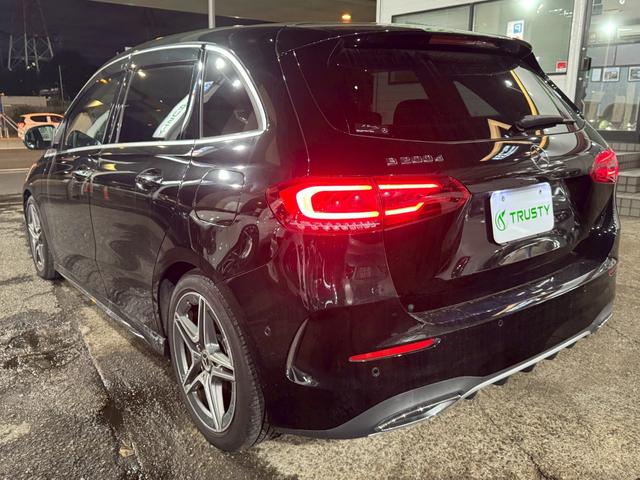 Bクラス B200d AMGライン AMG18インチAW AMGフルエアロ ハーフレザーシート HDDナビ フルセグTV Bカメラ LEDヘッドライト シートヒーター メモリーパワーシート レーダーセーフティPKG パドルシフト(16枚目)