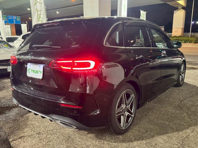 Bクラス B200d AMGライン AMG18インチAW AMGフルエアロ ハーフレザーシート HDDナビ フルセグTV Bカメラ LEDヘッドライト シートヒーター メモリーパワーシート レーダーセーフティPKG パドルシフト(18枚目)