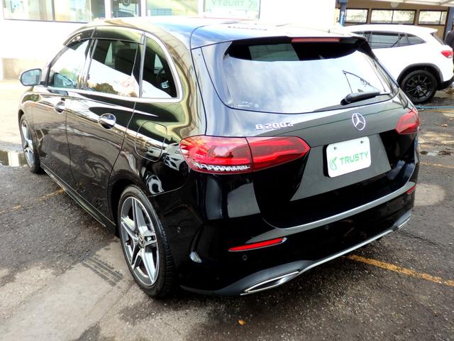 ウィークポイントをおさえた納車前整備を行います！機関系はもちろんのこと室内の装備品なども含めた８０項目以上の整備を行います！熟練の整備士が心を込めて点検・整備致します！