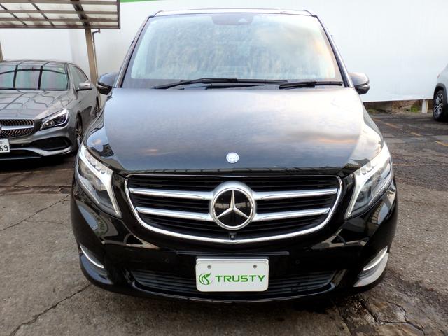 Ｖクラス 　純正１８ＡＷ　ブラックレザー　ＨＤＤナビ　フルセグＴＶ　１２．８インチフリップダウンモニター　ブルメスターサウンド　３６０°カメラ　ＥＴＣ　ＬＥＤヘッドライト　シートヒーター　メモリーパワーシート（14枚目）