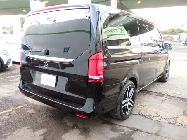 Ｖクラス 　純正１８ＡＷ　ブラックレザー　ＨＤＤナビ　フルセグＴＶ　１２．８インチフリップダウンモニター　ブルメスターサウンド　３６０°カメラ　ＥＴＣ　ＬＥＤヘッドライト　シートヒーター　メモリーパワーシート（16枚目）