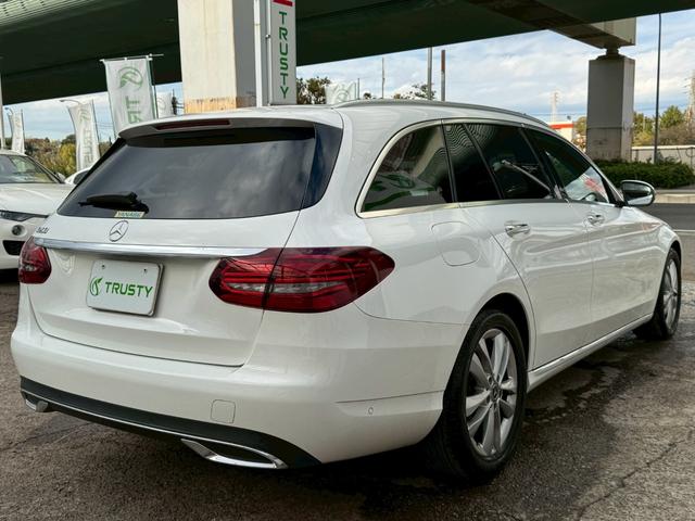 Ｃクラスステーションワゴン Ｃ２００ステーションワゴン　アバンギャルド　純正１７インチＡＷ　ハーフレザーシート　ＨＤＤナビ　フルセグＴＶ　Ｂカメラ　ＰＴＳ　ＥＴＣ　ＬＥＤヘッドライト　メモリーパワーシート　レーダーセーフティＰＫＧ　パワーバックドア（17枚目）