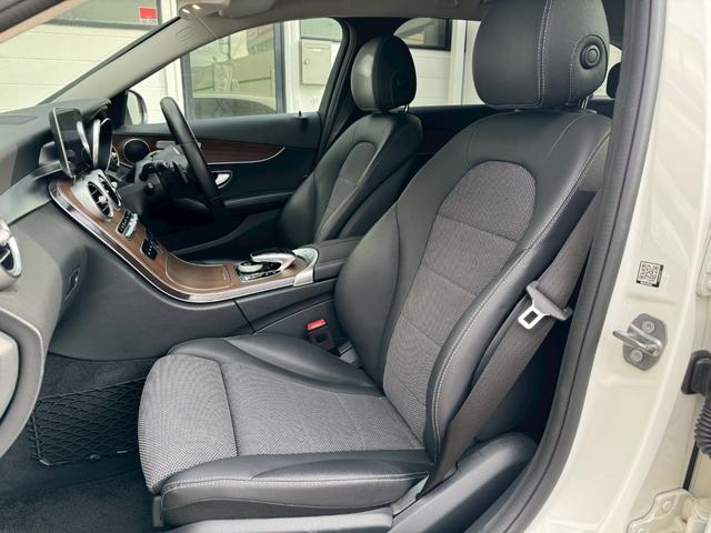 Ｃクラスステーションワゴン Ｃ２００ステーションワゴン　アバンギャルド　純正１７インチＡＷ　ハーフレザーシート　ＨＤＤナビ　フルセグＴＶ　Ｂカメラ　ＰＴＳ　ＥＴＣ　ＬＥＤヘッドライト　メモリーパワーシート　レーダーセーフティＰＫＧ　パワーバックドア（19枚目）