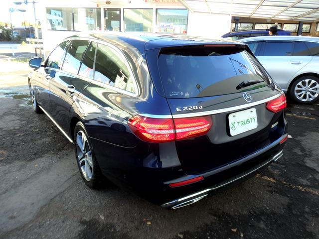 Ｅクラスステーションワゴン Ｅ２２０ｄ　ステーションワゴン　アバンギャルド　１オーナー車　エクスクルーシブＰＫＧ　純正１８ＡＷ　ブラックレザー　ＨＤＤナビ　フルセグＴＶ　３６０°カメラＬＥＤヘッドライト　シートヒーター　メモリーパワーシート　レーダーセーフティ　ブルメスター（22枚目）