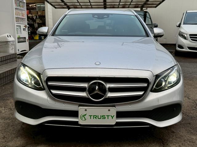 Eクラスステーションワゴン E200 ステーションワゴン アバンギャルド 純正19インチAW ハーフレザーシート HDDナビ フルセグTV 360°カメラ LEDヘッドライト シートヒーター メモリーパワーシート レーダーセーフティPKG パワーバックドア(13枚目)