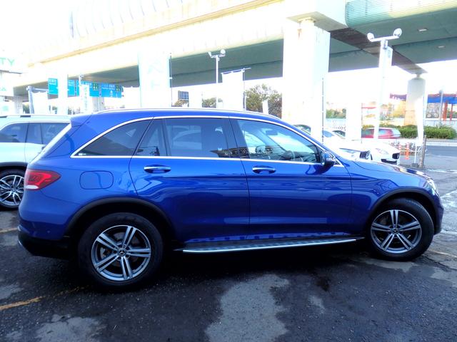 ＧＬＣ ＧＬＣ２２０ｄ　４マチック　後期モデル　純正１８インチＡＷ　ハーフレザーシート　ＨＤＤナビ　フルセグＴＶ　３６０°カメラ　ＰＴＳ　ＥＴＣ　ＬＥＤ　シートヒーター　メモリーパワーシート　レーダーセーフティＰＫＧ　パワーバックドア（20枚目）