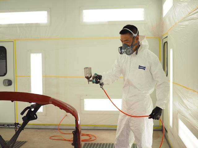 Eクラスステーションワゴン E220d ステーションワゴンアバンギャルドスポーツ AMG19AW AMGフルエアロ ハーフレザーシート HDDナビ フルセグTV 360°カメラ PTS LEDヘッドライト シートヒーター メモリーパワーシート レーダーセーフティPKG(11枚目)