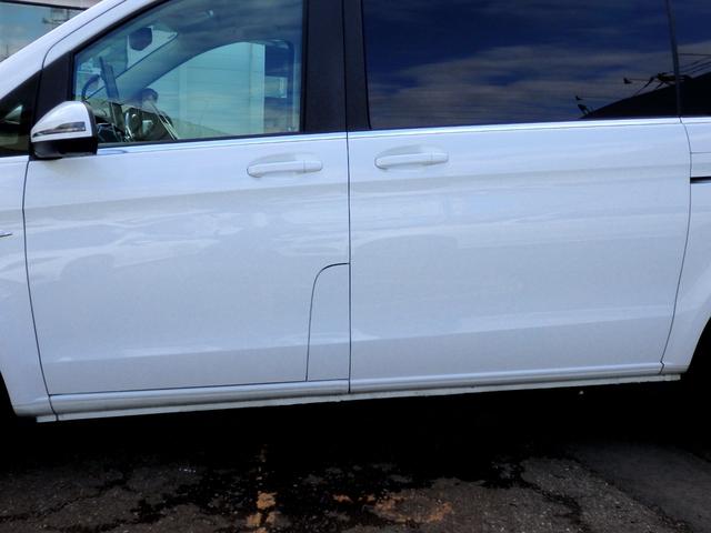 Ｖクラス Ｖ２２０ｄ　アバンギャルド　ロング　純正１９ＡＷ　アイボリーレザーインテリア　ブルメスター　ＨＤＤナビ　カロッツェリアフリップダウンモニター　フルセグＴＶ　Ｂカメラ　ＰＴＳ　ドラレコ　ＧＰＳレーダー　ＥＴＣ　ＬＥＤヘッドライト　シート（18枚目）