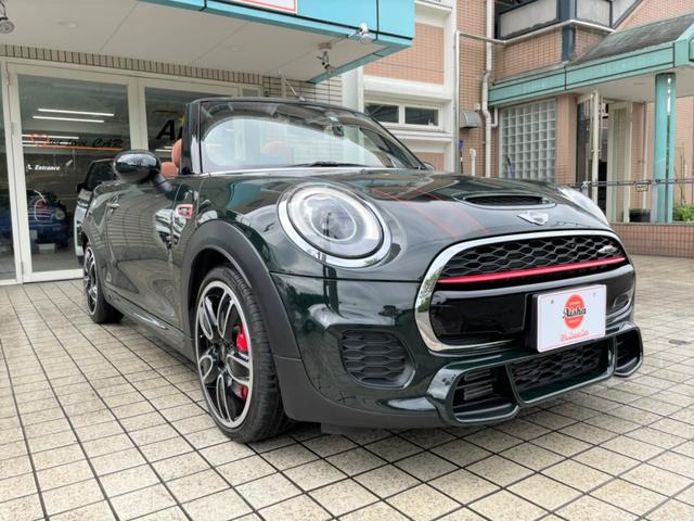 ジョンクーパーワークス コンバーチブル ジョンクーパーワークス コンバーチブル(4名)ブラウンレザーシート・シートヒーター・純正ナビ・Bカメラ・LED・ETC・ヘッドアップディスプレイ・クルーズコントロール・18AW(4枚目)