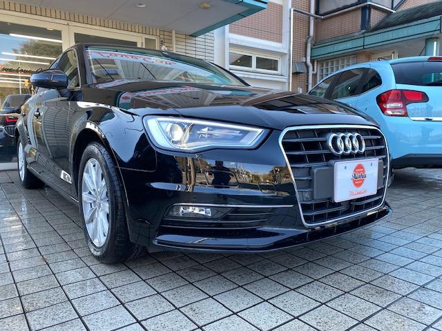 １．４ＴＦＳＩ　ベージュレザー・パワーシート・シートヒーター・ナビ・ＴＶ・バックカメラ・ＥＴＣ・ＡＣＣ・ＨＩＤ(4枚目)