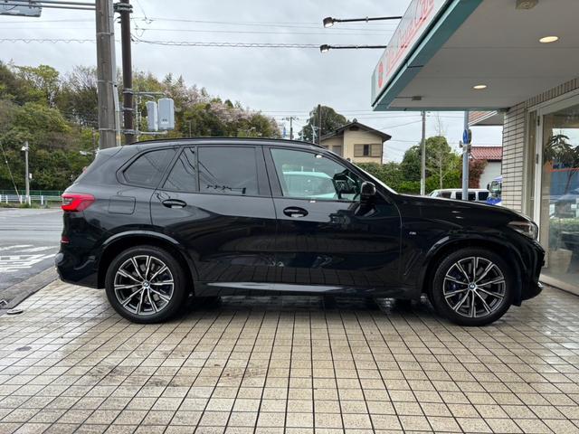 ｘＤｒｉｖｅ　３５ｄ　Ｍスポーツ　ｘＤｒｉｖｅ　３５ｄ　Ｍスポーツ（５名）１オーナー・ブラウンレザー・ドライビングダイナミクスＰＫＧ・パノラマガラスサンルーフ・ヘッドアップディスプレイ・前後ドラレコ・２０ＡＷ・ＬＥＤ・ＡＣＣ・ＬＣＷ(4枚目)