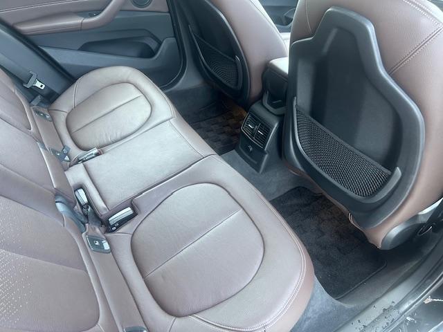 Ｘ１ ｘＤｒｉｖｅ　１８ｄ　ｘライン　１オーナー・モカレザー・メモリー機能付きパワーシート・シートヒーター・ナビ・バックカメラ・ＬＥＤ・ＥＴＣ・サンルーフ・１８ＡＷ・Ｐバックドア（25枚目）