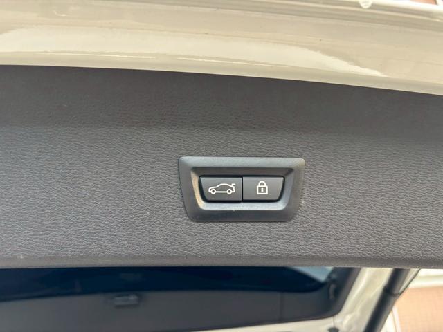 Ｘ１ ｘＤｒｉｖｅ１８ｄＭスポーツＥＤジョイ＋ハイラインＰ　１オーナー・ブラックレザー・メモリー機能付きパワーシート・シートヒーター・ナビ・バックカメラ・前後ドラレコ・ＡＣＣ・ＬＥＤヘッドライト・ＥＴＣ・パワーバックドア・１８ＡＷ（28枚目）
