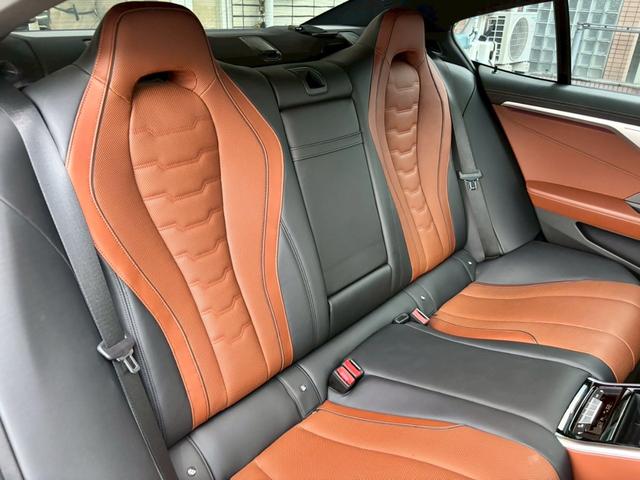 ８シリーズ ８４０ｄ　ｘＤｒｉｖｅ　グランクーペ　Ｍスポーツ　１オーナー・黒茶レザー・全席シートヒーター・パノラマサンルーフ・ソフトクローズドア・４ゾーンエアコン・ＨＵＤ・レーザーライト・全周囲Ｃ・ハーマンカードン・ベンチレーション・ＴＶ・ＥＴＣ・前後ドラレコ（24枚目）