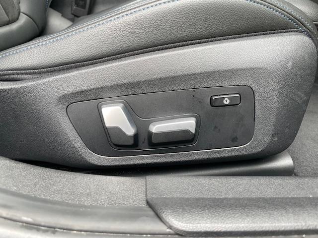 3シリーズ 320d xDriveツーリング Mスポーツ 純正ナビ・360度カメラ・LEDヘッドライト・ハーフレザーシート・メモリー機能付きパワーシート・シートヒーター・ETC・18AW・パワーバックドア(24枚目)