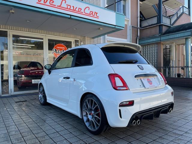 アバルト695 ツーリズモ Beats(7枚目)