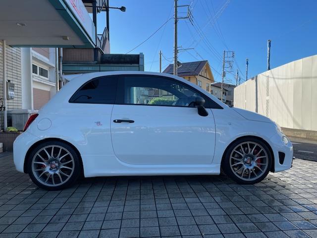 アバルト695 ツーリズモ Beats(9枚目)