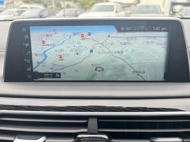 ７シリーズ ７４０ｉ　Ｍスポーツ　ＳＲ・黒革・シートヒーター・シートクーラー・３６０度カメラ・ハーマンカードンスピーカー・ヘッドアップディスプレイ・パワートランク・Ｆドライブレコーダー・ＥＴＣ・２０ＡＷ（29枚目）